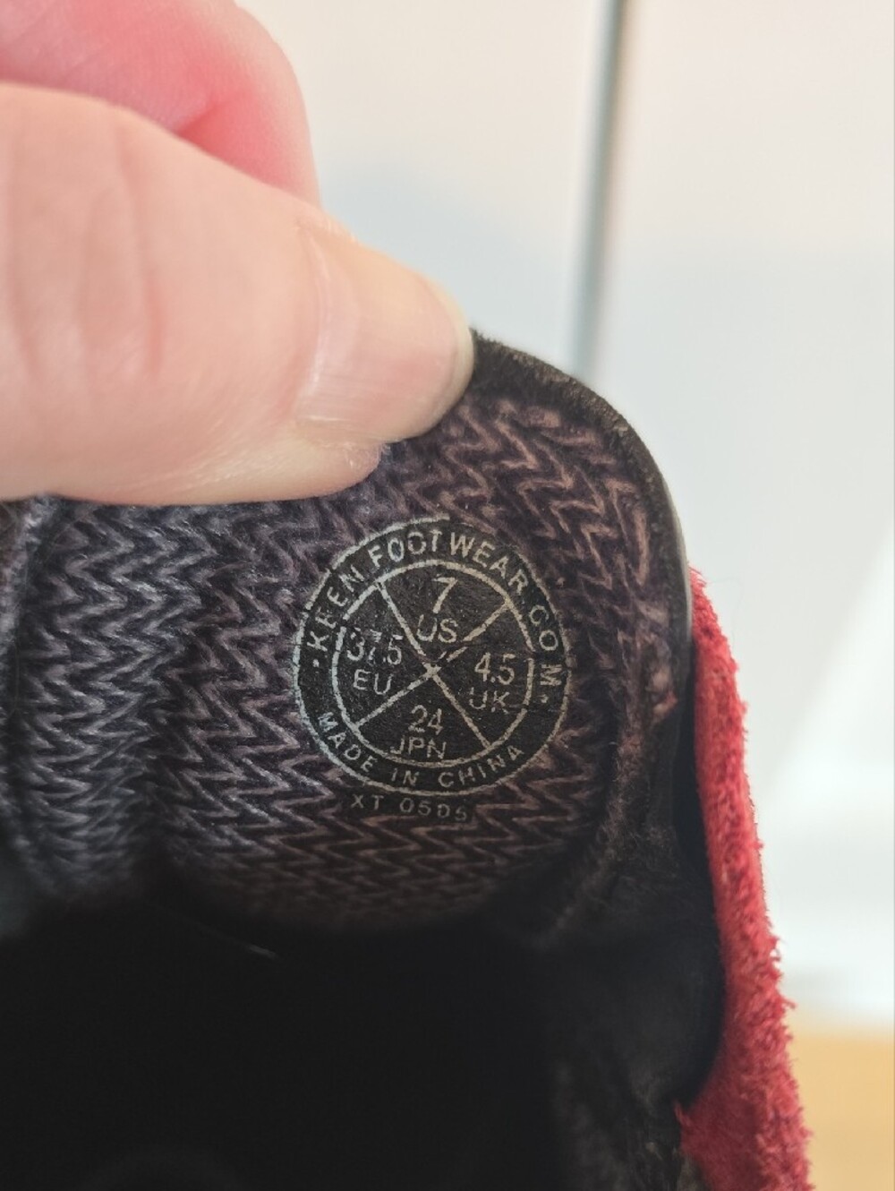 Keen Burgundy Suede Lace-Up Sneakers with Black Toe Caps - Picture 9 of 10
